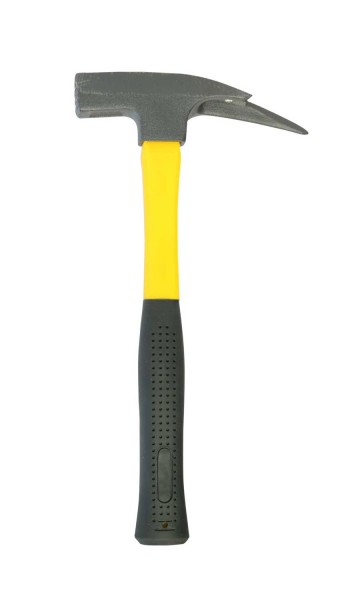 Ein einfacher Hammer mit einem schwarzen Kopf und einem gelben Griff. Der Griff hat eine rutschfeste Oberfläche für besseren Halt. Der Hammer ist für allgemeine Reparaturen und Bauarbeiten geeignet.