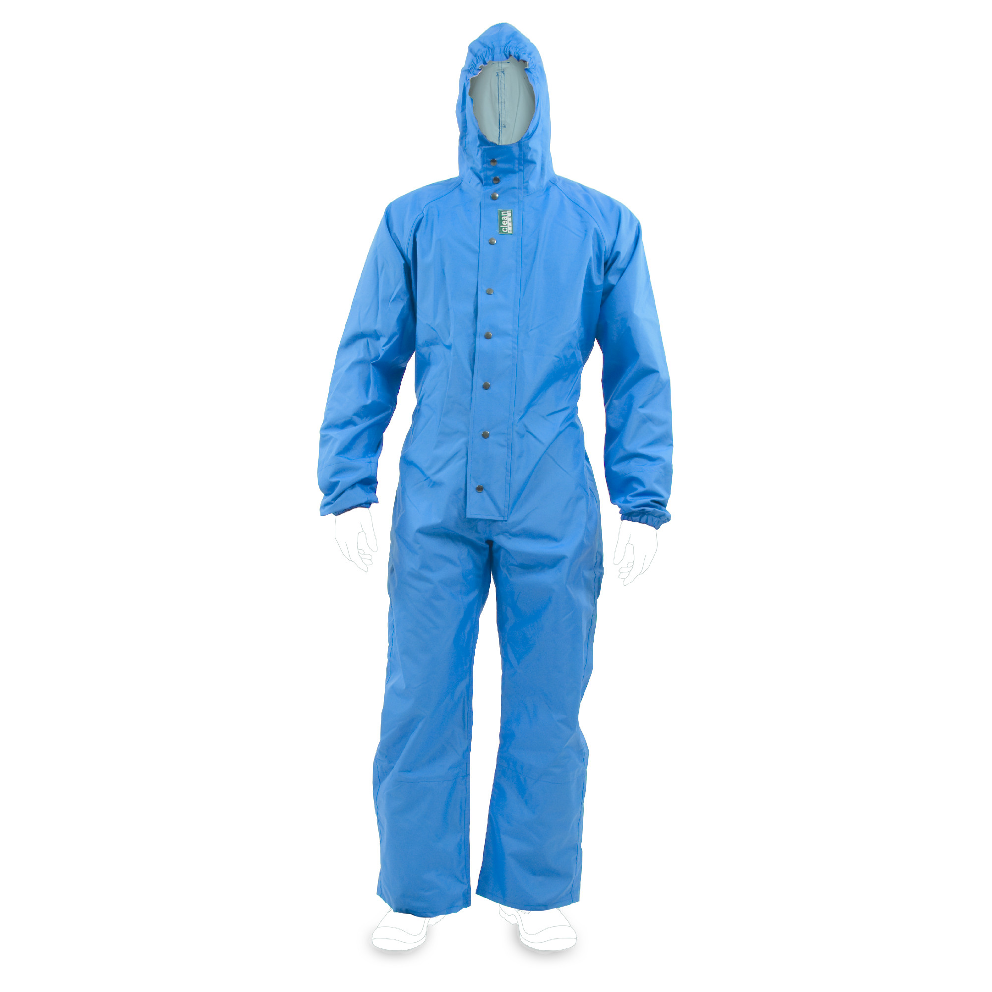 Eine blaue Regenjacke mit Kapuze wird auf einem Schaufensterfigur präsentiert. Der Anzug besteht aus wasserabweisendem Material, das vollständig durchknöpfbar ist. Die Ärmel sind lang und an den Handgelenken eng anliegend, um Wassereintritt zu verhindern.